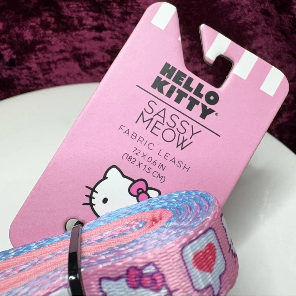 Sassy Meow Sanrio Hello Kitty Pink Heart Break Away Cat  Collar & Leash - MEDIUM